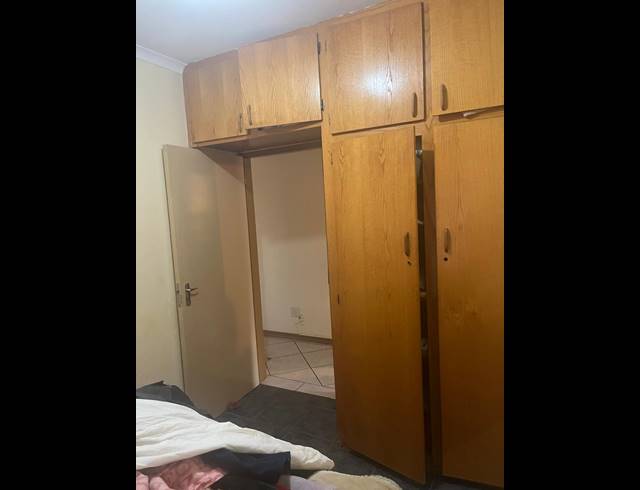 3 BEDROOM HOUSE FOR SALE IN FLORA PARK